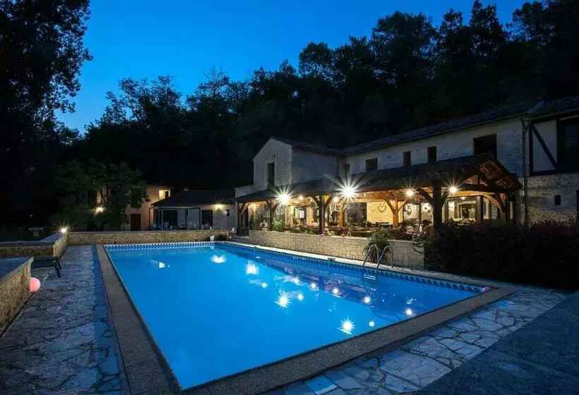 בית מלון כפרי Hôtel Le Relais Du Touron