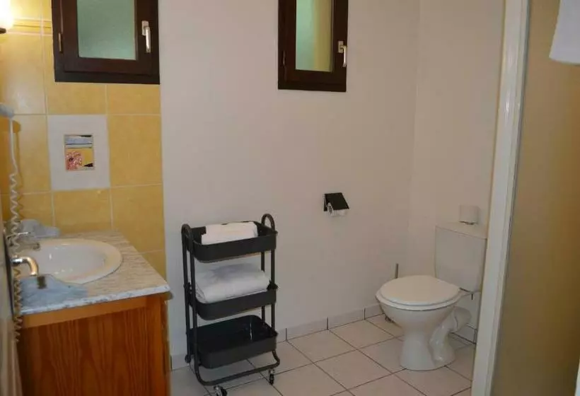 בית מלון כפרי Hôtel Le Relais Du Touron