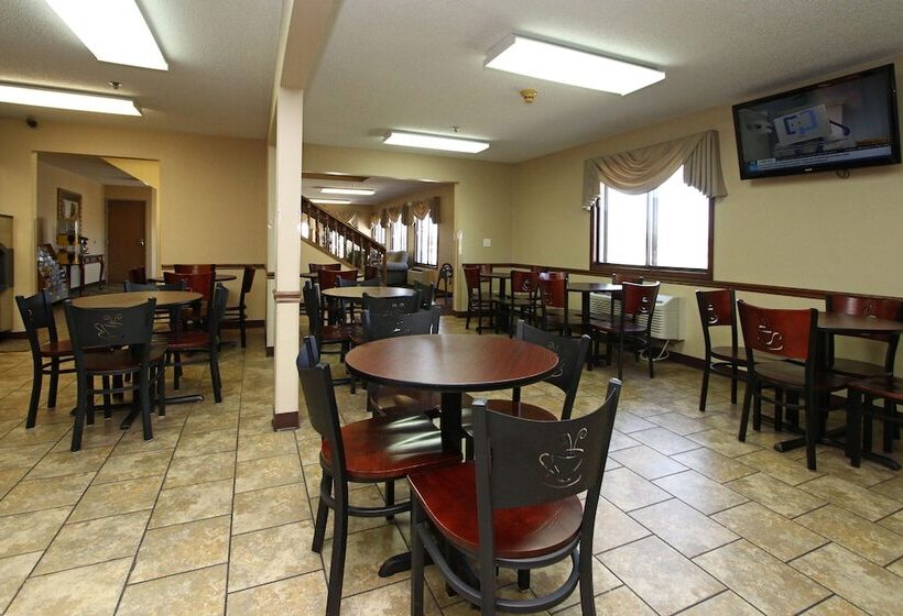 هتل New Victorian Inn & Suites Kearney