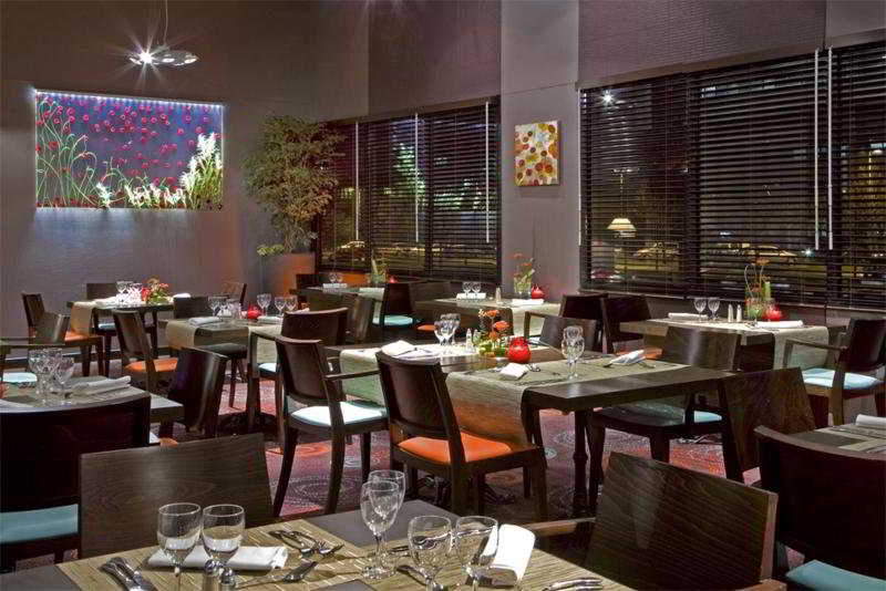 Otel Plaza  Site Du Futuroscope