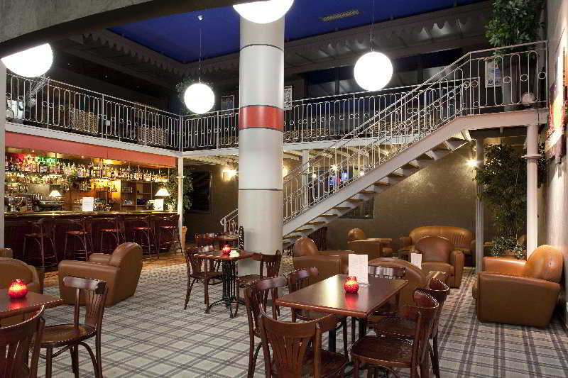 Otel Plaza  Site Du Futuroscope