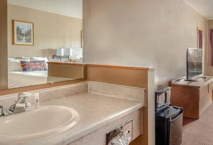 Szálloda Whitewater Inn