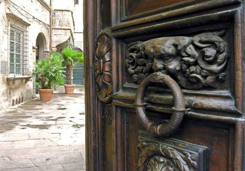 هتل A Palazzo Busdraghi Residenza D'epoca