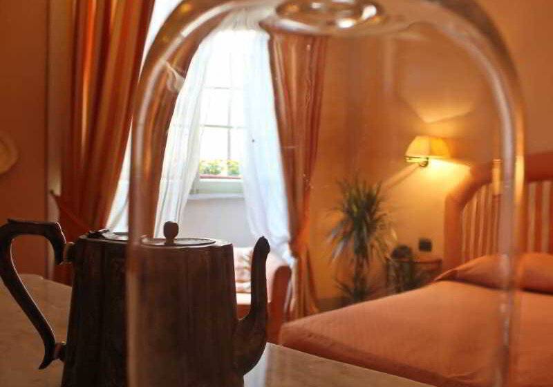 هتل A Palazzo Busdraghi Residenza D'epoca