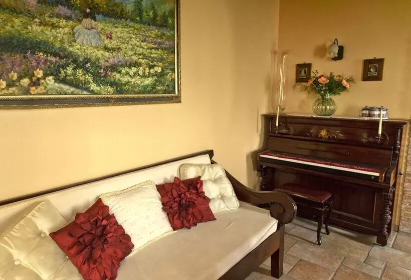 בית מלון כפרי Antico Casale