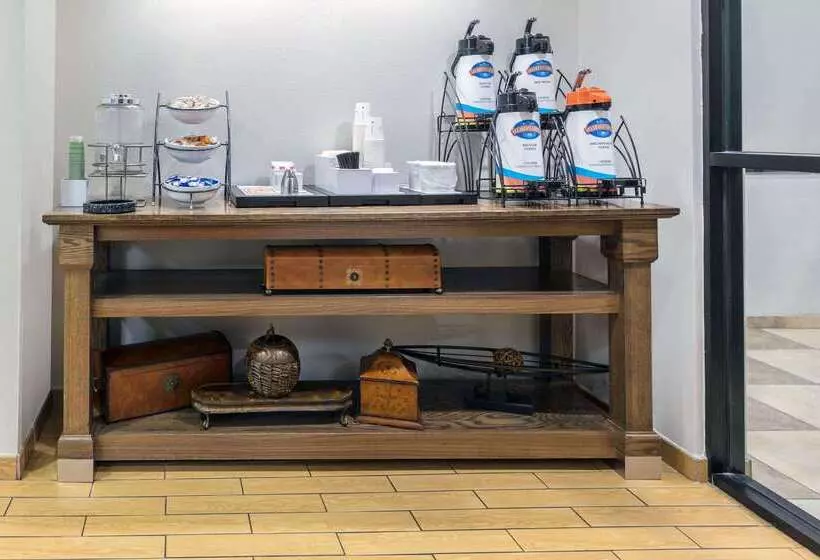 Отель Baymont By Wyndham Oklahoma City/quail Springs