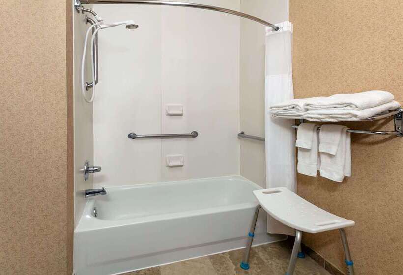 בית מלון כפרי Baymont By Wyndham Oklahoma City/quail Springs