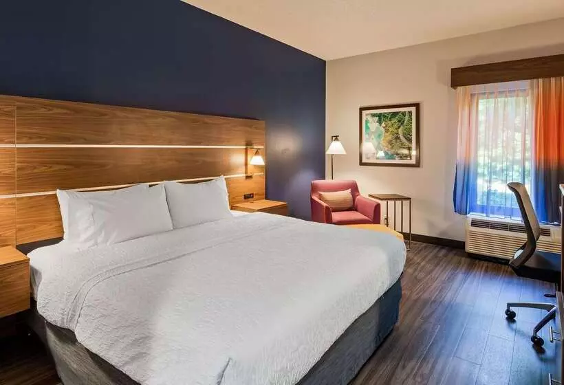 هتل Best Western Plus Lexington Inn