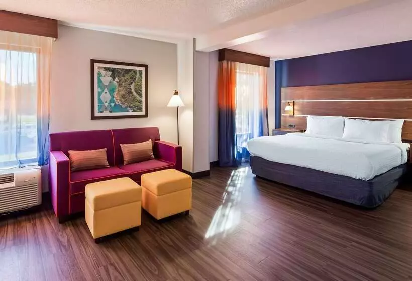 هتل Best Western Plus Lexington Inn