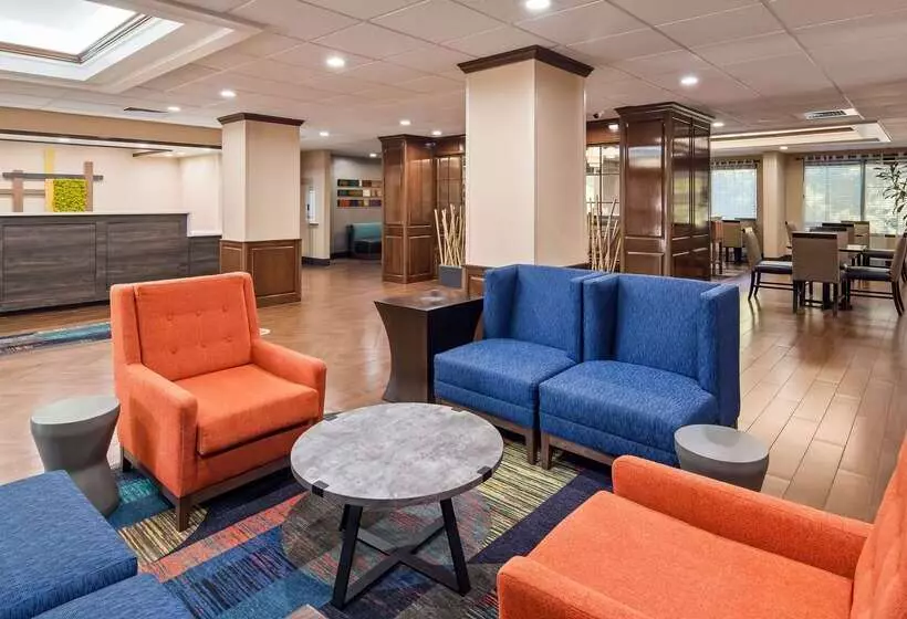 هتل Best Western Plus Lexington Inn