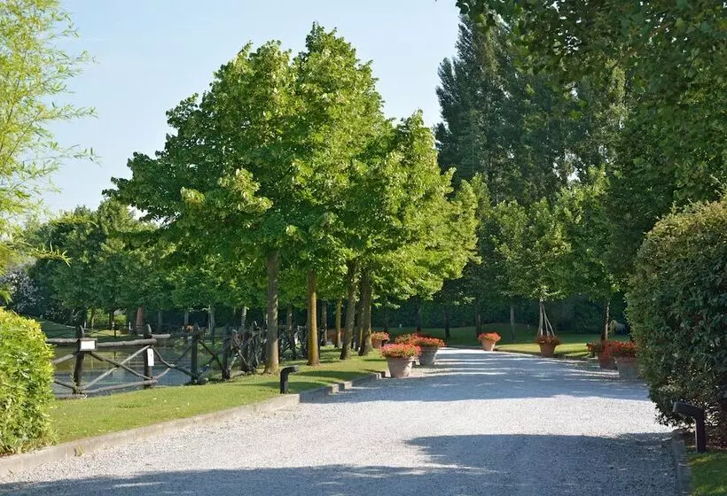 Отель Calamidoro