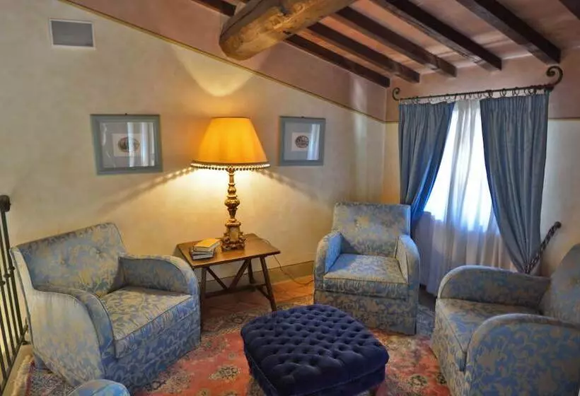 Отель Calamidoro