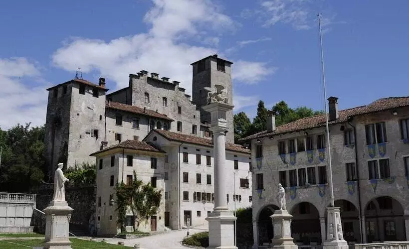 בית מלון כפרי Casagrande