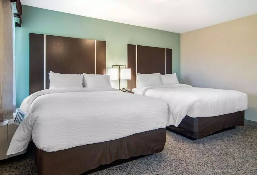 בית מלון כפרי Clarion Inn & Suites Atlanta Downtown