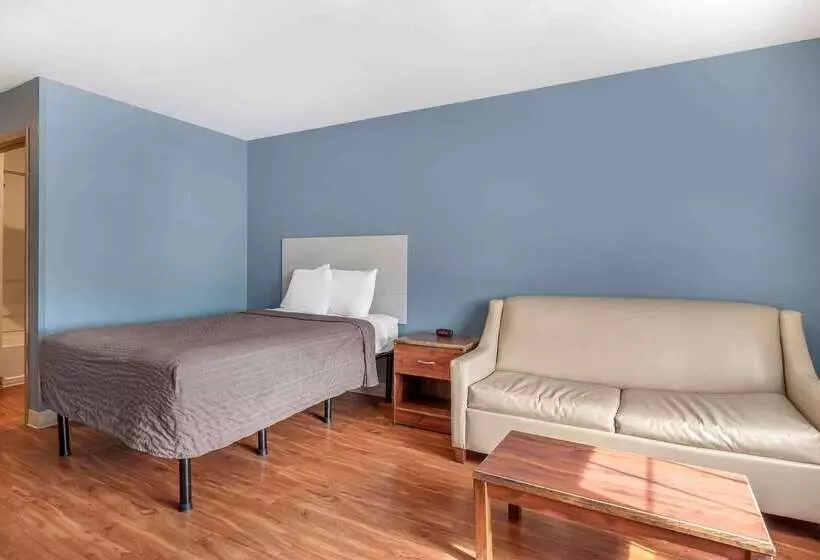 هتل Extended Stay America Select Suites  Wichita  South