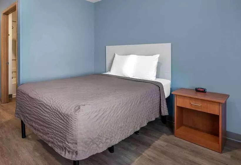 هتل Extended Stay America Select Suites  Wichita  South