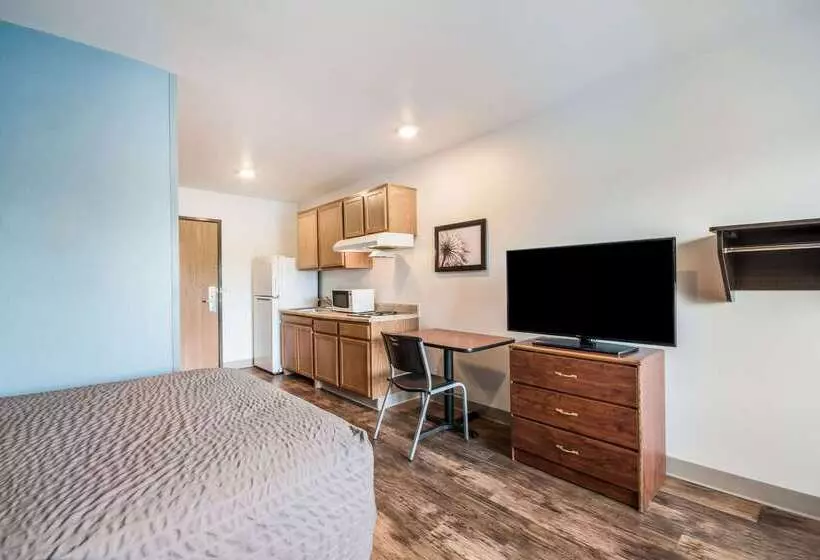 هتل Extended Stay America Select Suites  Wichita  South