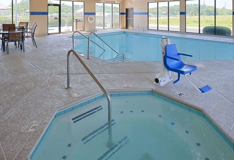 Отель Hampton Inn Carbondale