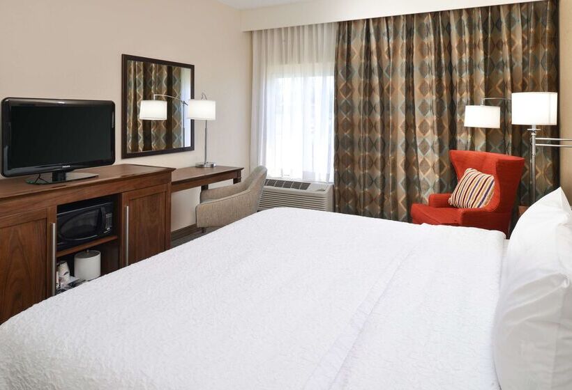 Отель Hampton Inn Carbondale