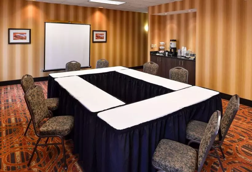 فندق Hampton Inn Chicagocarol Stream