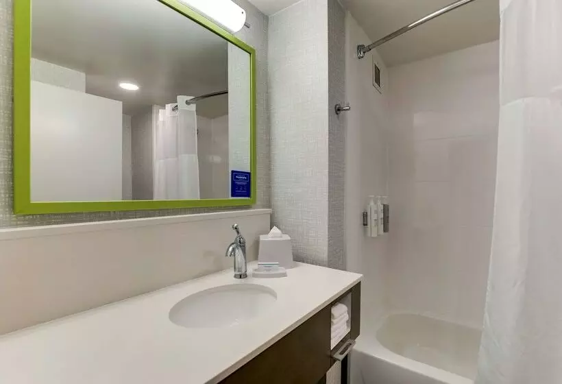 호텔 Hampton Inn Cumming