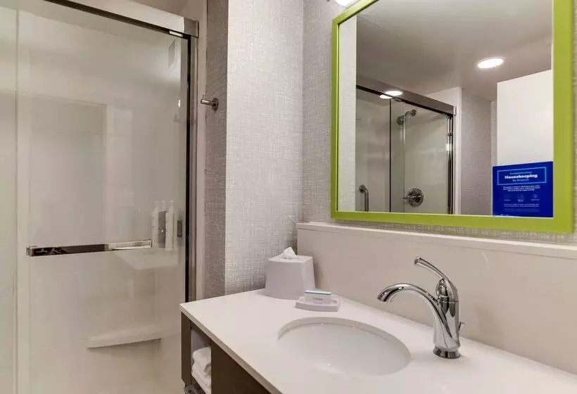 호텔 Hampton Inn Cumming