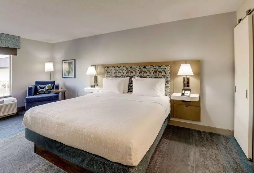 호텔 Hampton Inn Cumming