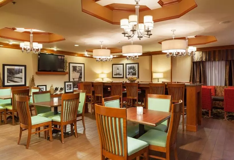 هتل Hampton Inn Elkton