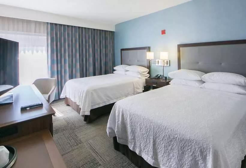 Отель Hampton Inn Lakeland