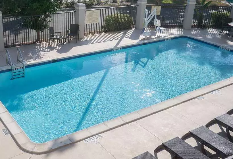 Отель Hampton Inn Lakeland