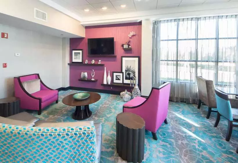 Отель Hampton Inn Lakeland