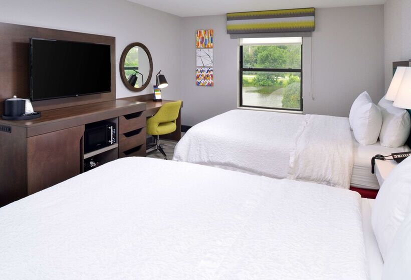 فندق Hampton Inn Laporte In