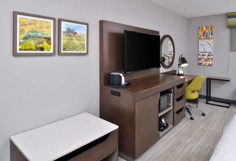 فندق Hampton Inn Laporte In