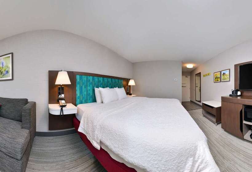 فندق Hampton Inn Laporte In