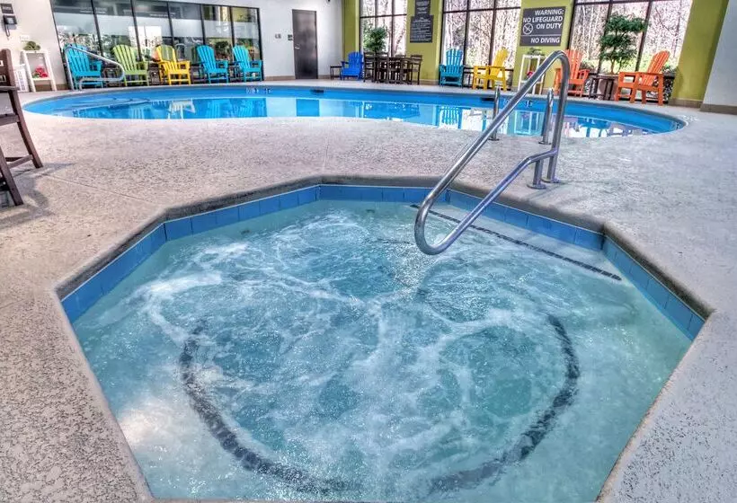 Отель Hampton Inn Marion