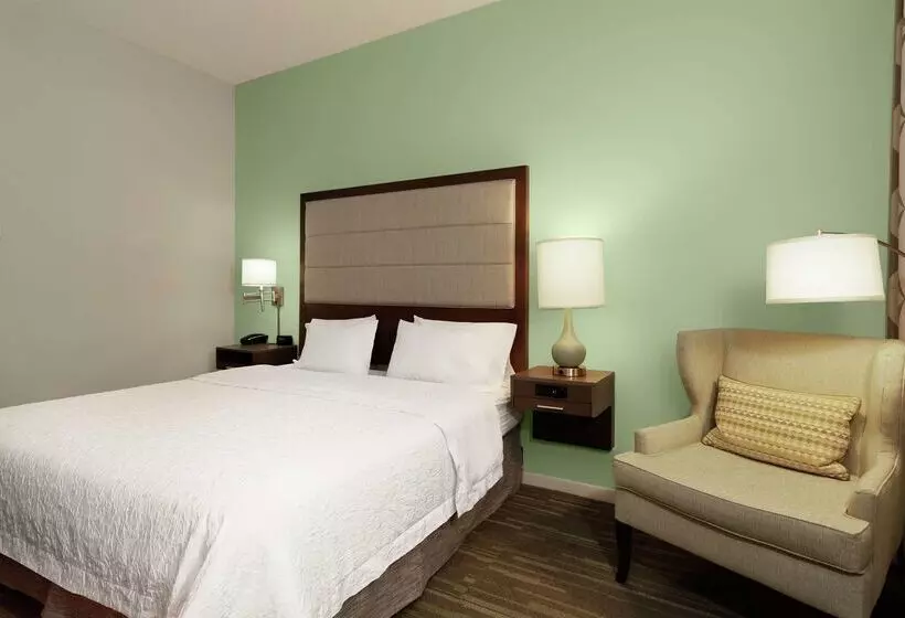 ホテル Hampton Inn Melbourne