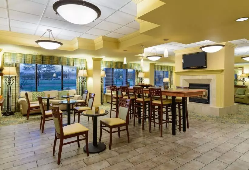 호텔 Hampton Inn Mt. Vernon