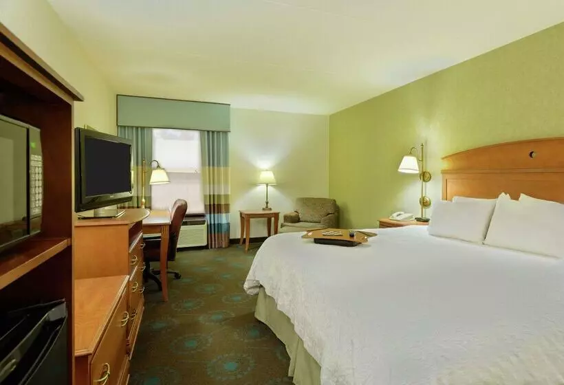 호텔 Hampton Inn Mt. Vernon
