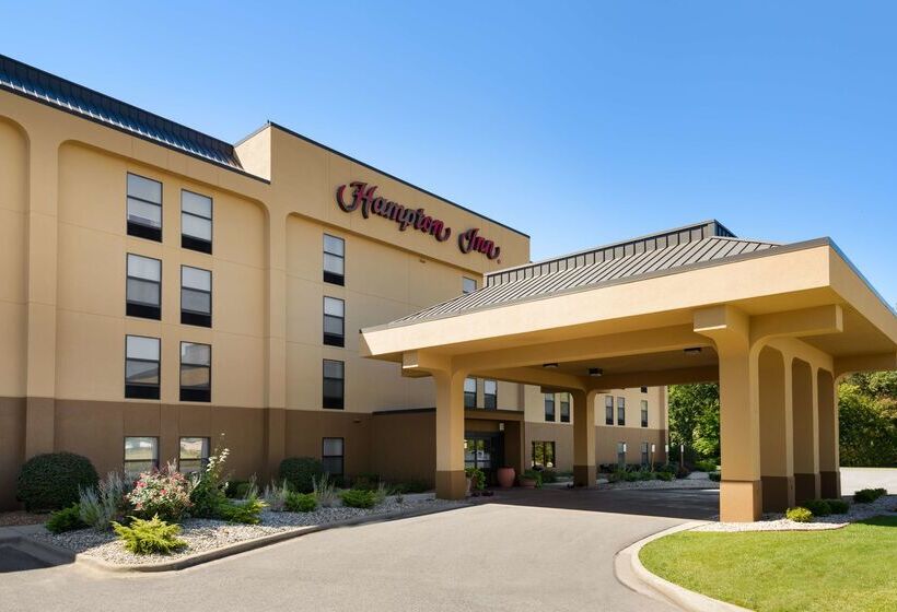 هتل Hampton Inn Mt. Vernon