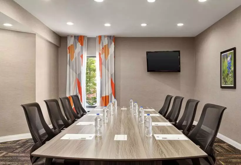 酒店 Hampton Inn Paris