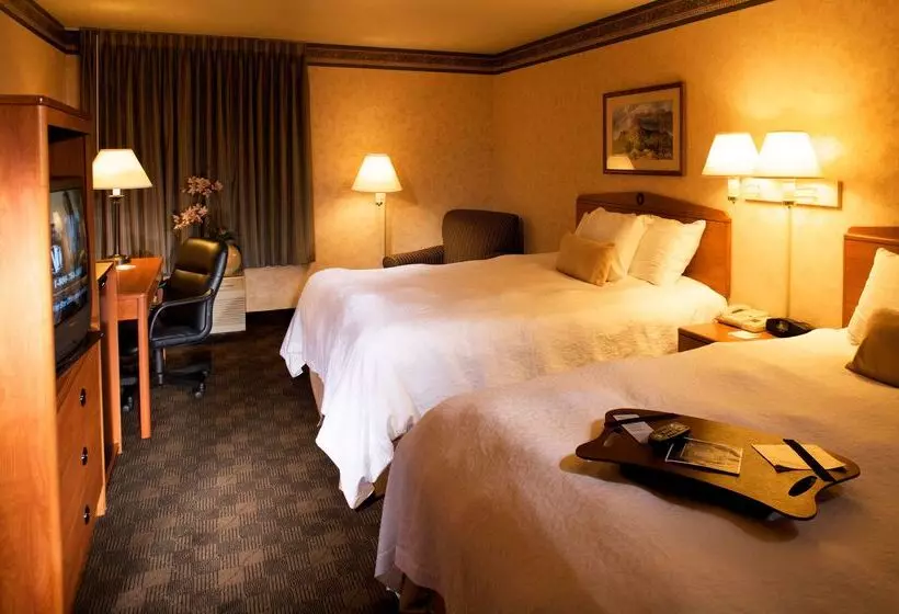 هتل Hampton Inn Prescott