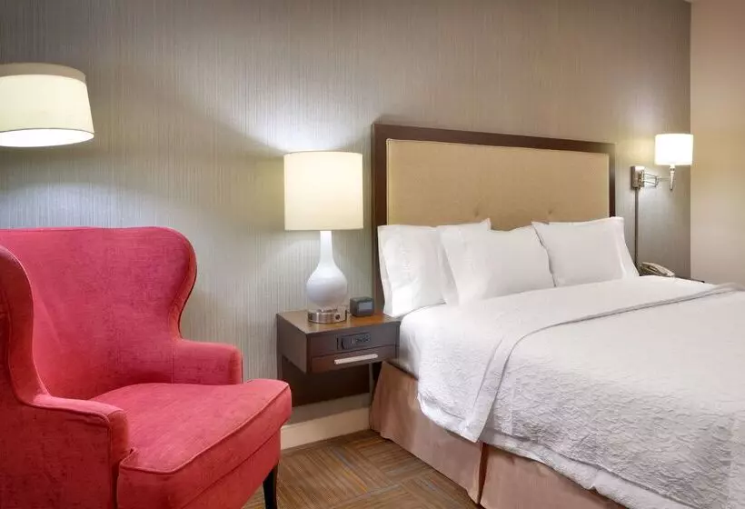 Отель Hampton Inn Salt Lake City Central