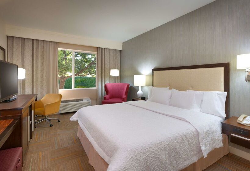 هتل Hampton Inn Salt Lake City Central