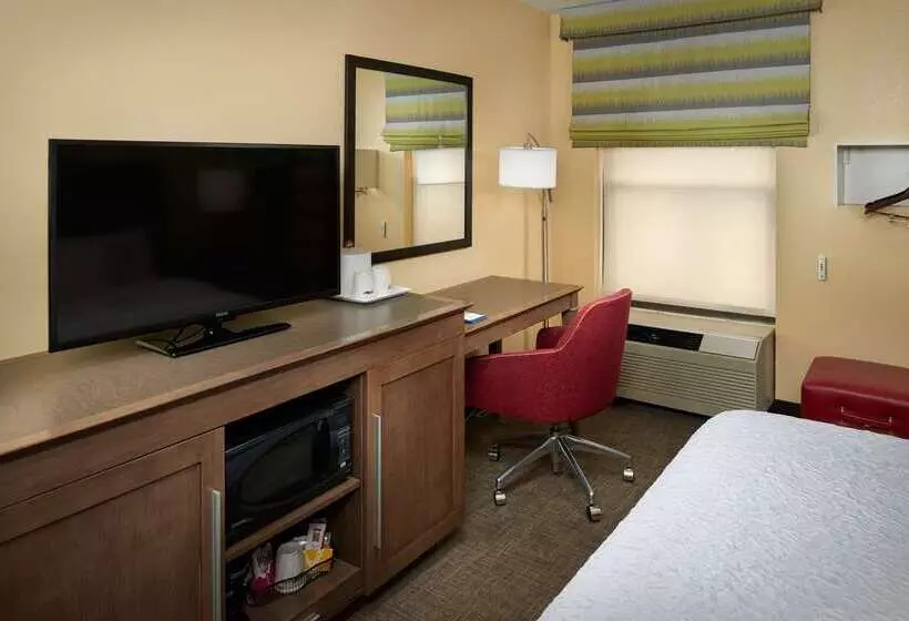 فندق Hampton Inn Shelbyville