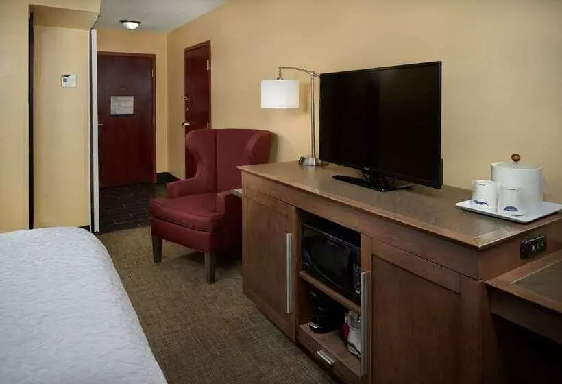 فندق Hampton Inn Shelbyville