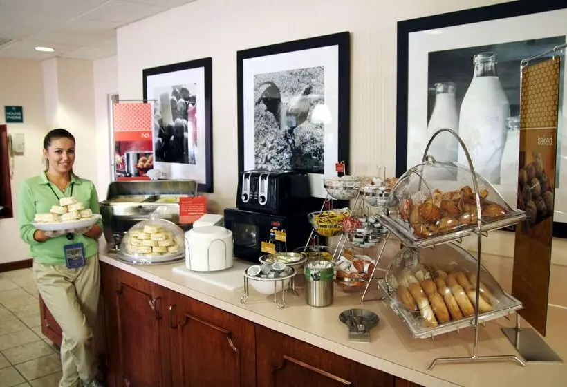 호텔 Hampton Inn Spring Hill