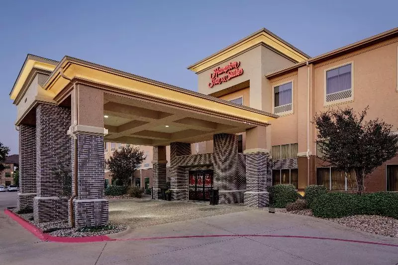 בית מלון כפרי Hampton Inn & Suites Denton