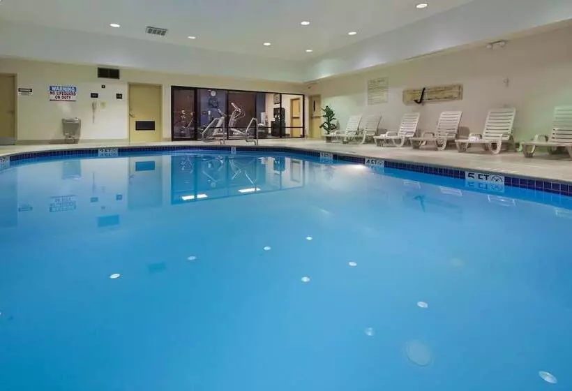 Szálloda Hampton Inn Youngstown North