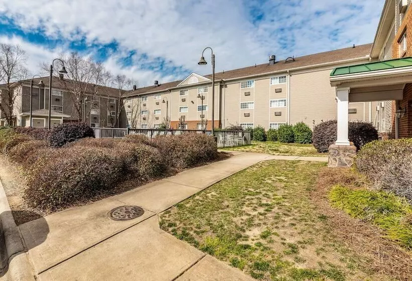 Hotel Hometowne Studios & Suites By Red Roof Charlotte  Concord