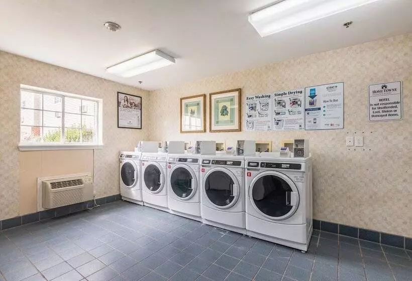 Hotel Hometowne Studios & Suites By Red Roof Charlotte  Concord